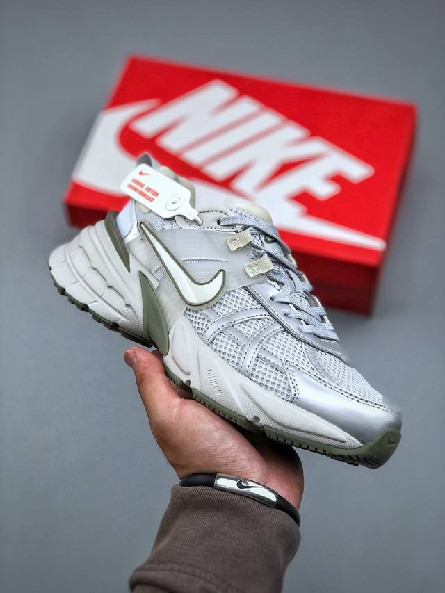 Nike V2K Runtekk Shock-Absorbing And Non-Slip Retro Low-Top Running Shoes Are Ma