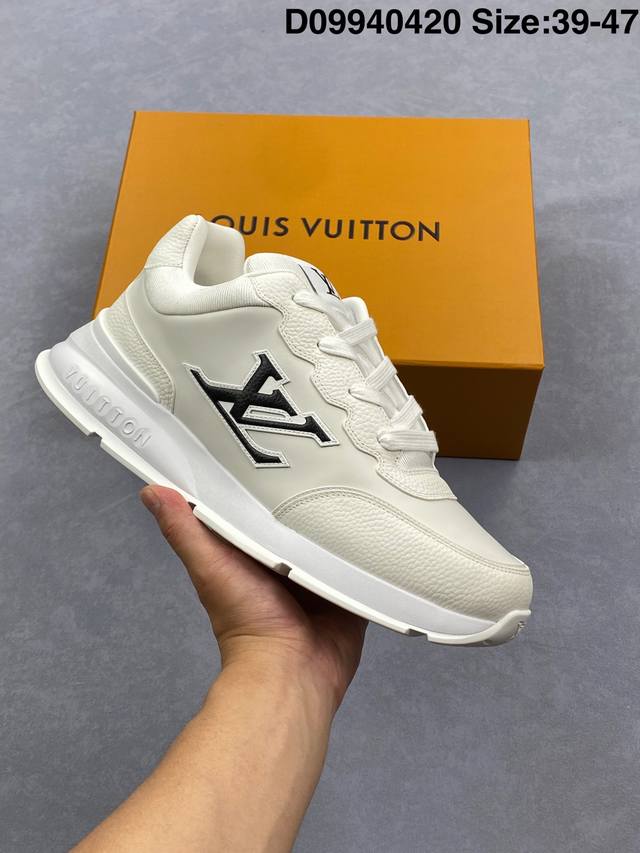 Louis Vuitto Made In Guangdong, Leather Upper, Full Lambskin Lining And Deodoriz