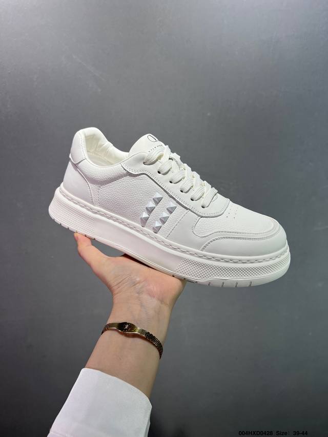 Company Level Valentino Rockstud Untitled Thick-Soled Casual Rivet White Shoes,