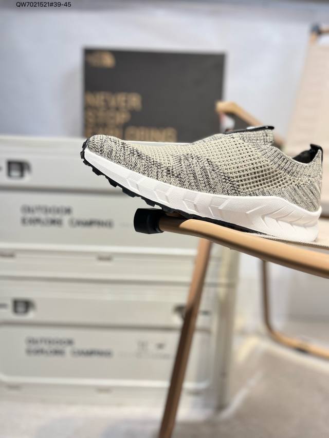 Thenorthfacethenorthface Slip-On Socks Shoes. The Upper Is Made Of Imported Flyi