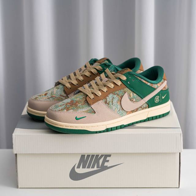 Core Private Nike Dunk Full Set Of Original Lasts And Original Molds To Create A