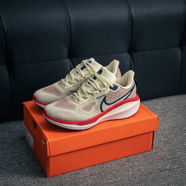 Core Private Nike Air Zoom Vomero 17 Moon Landing 17 Summer New Shock-Absorbing