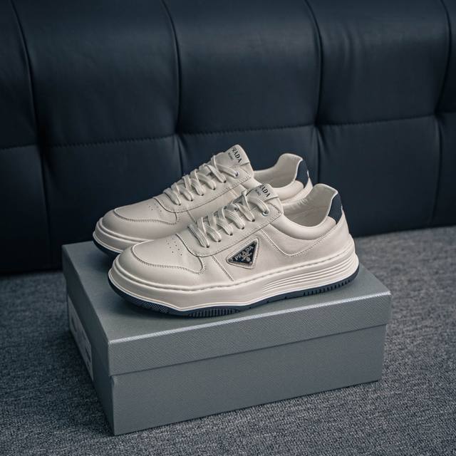 Core Private New Arrival#Prada Prada Angora Red Little White Shoes Thick-Soled L