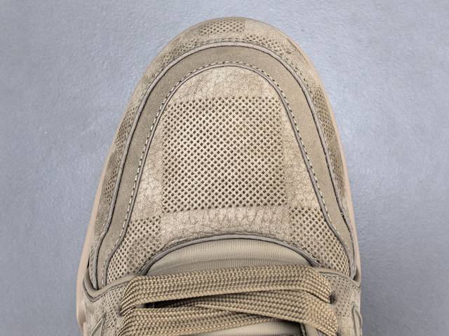 Channel Advantage! Counter Version Of Lv Trainer Couple Limited Series Casual Lo