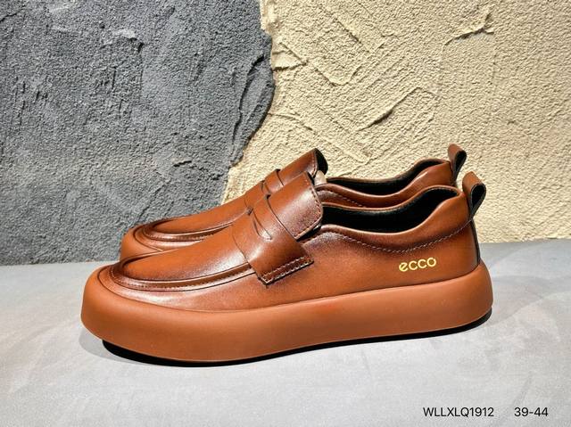 Ecco Men's Shoes Are Lightweight, Breathable, Comfortable, Durable, Skin-Friendl