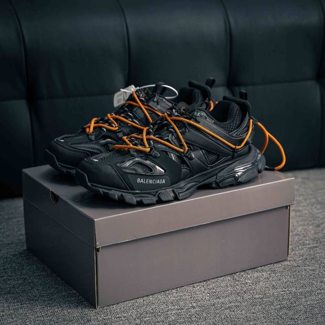 Core Private Balenciaga 3.0 Lace-Up Low-Top Daddy Shoes Balenciaga3.0 Track.2 Op