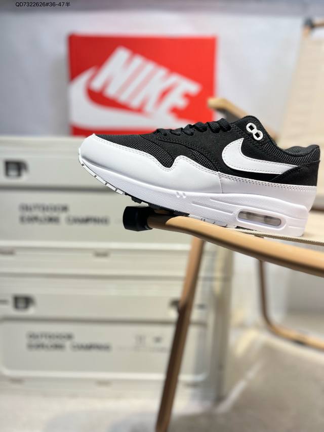 Nk Air Max 1, The First Generation Of Retro Air Cushion Running Shoes, Was Desig