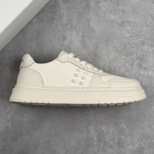 Local Core Private New Arrival Valentino Rockstud Untitled Thick-Soled Casual St