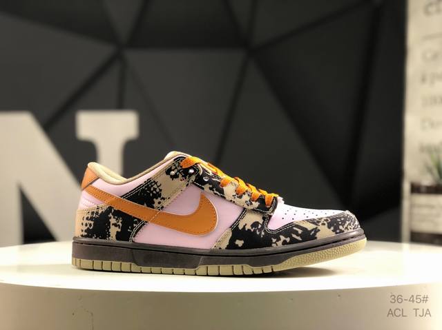 Nike Dunk Low Retro Sneakers, Step Confidently And Showcase Your Unique Style.Fe