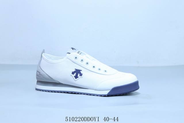 Descente Chron Series Unisex Chron Tempo Replica Casual Sports Canvas Shoes 5102