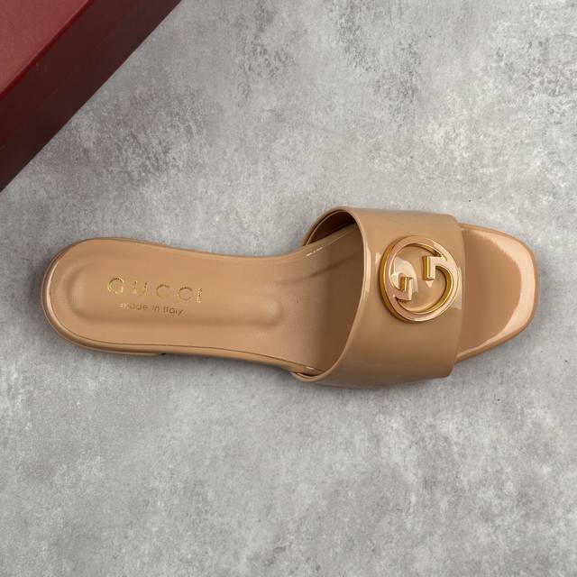 Local Core Private Gucci Double G Flat Sandals Classic Comfortable And Versatile