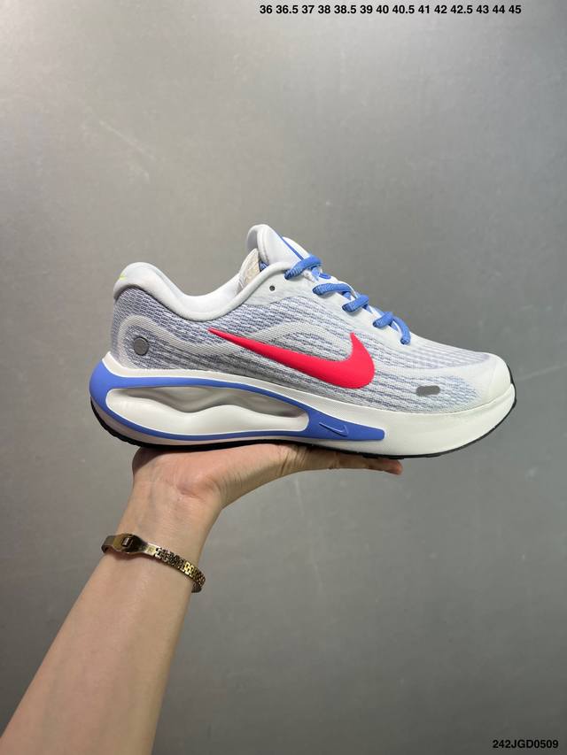 Company-Grade Nike Journey Run Running Shoes Featuring A New Cushioning Material