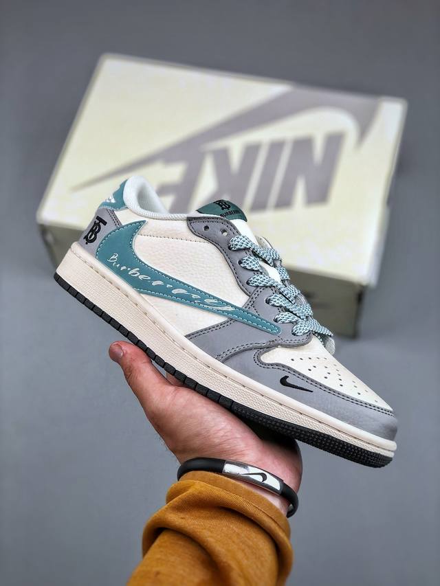 Travis Scott X Nike Air Jordan 1 Low X Supreme Air Jordan 1 Low Gray-Blue Revers
