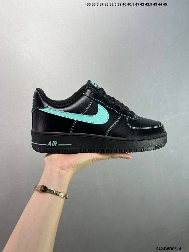 Company-Grade Air Force 1 '07 Low Original Last And Paperboard, Crafted For Auth
