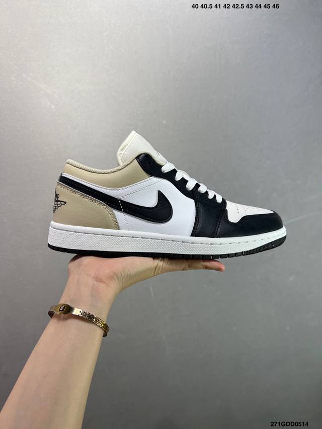 Core Private Company-Level Air Jordan Aj1 Low Low-Top Series Black Shoe Design D