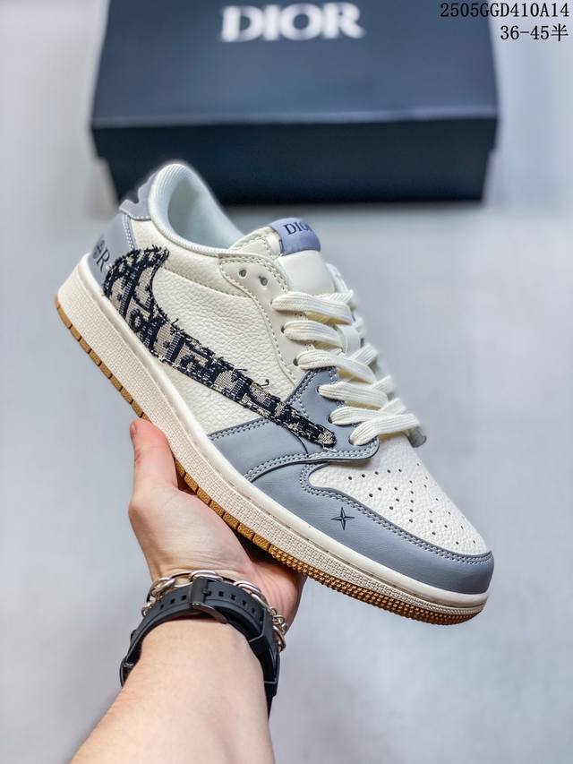 Overseas Bestseller Limited Release! Company-Level Travis Scott X Fragment Desig