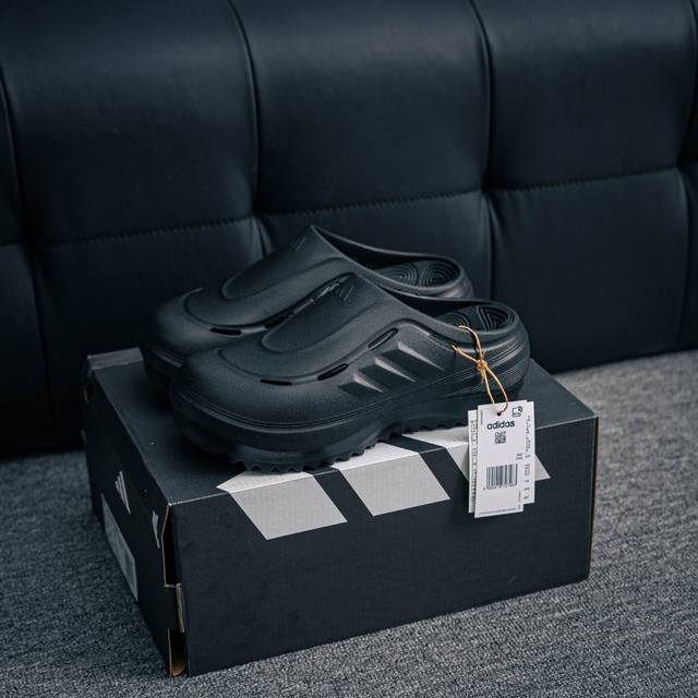 Core Private Adidas Ozwaave Clog Chef Shoes, Mule Shoes, New Style Slippers. Pro