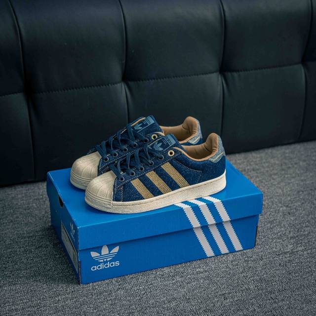 Core Private Adidas Adidas Three Leaves Originals Superstar Ayoon W Shell-Top Se