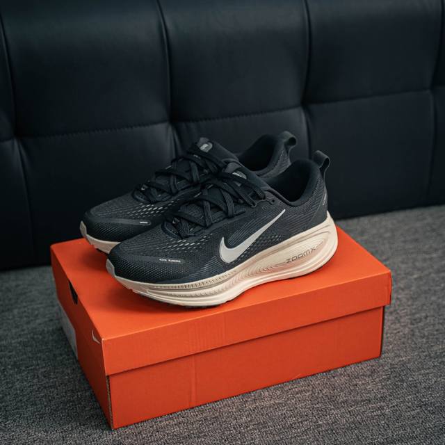 Core Private Nike Air Zoom Vomero 18 New Technology Developed Ahead Of The Origi