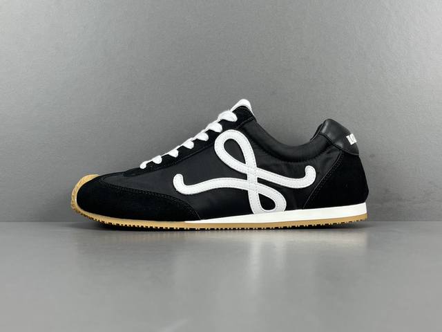 Channel Advantage, ! Authentic Original Loewe Loewe Ballet Runner 2.0 Calf Leath