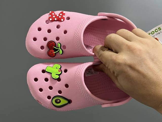 Crocs Classic Perforated Hole Children's Sandals Size: 9C-4J Classic Crocs Perfo