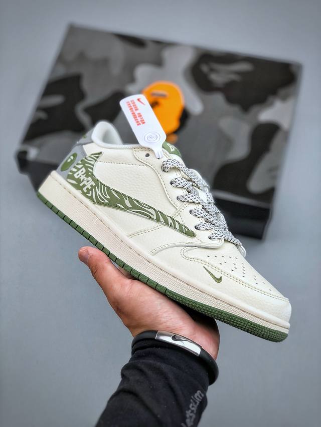 d Version Travis Scott X Nike Air Jordan 1 Low X Bape Air Jordan 1 Low Revers