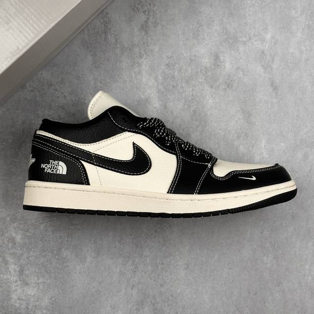 real label with half size Nike Sb Dunk Low dunk series retro low-top casual spor