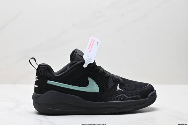 Jordan Jordan men's and women's shoes are half-size, upgraded from the original