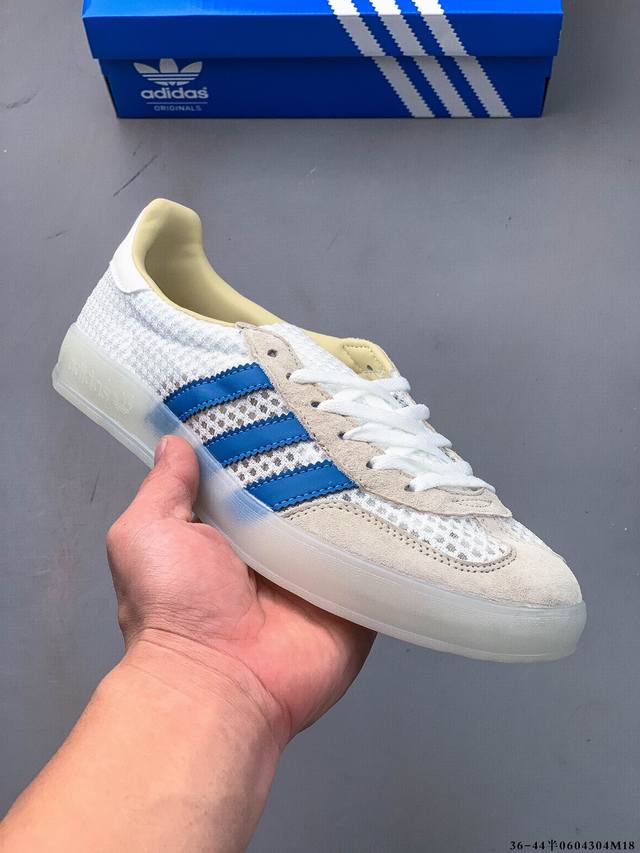 Local core private Adidas Samba Og Trainers Supreme joint---milky white gray red