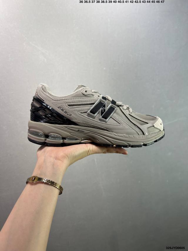 Limited edition overseas hit! Corporate-level Travis Scott X Fragment Design X J