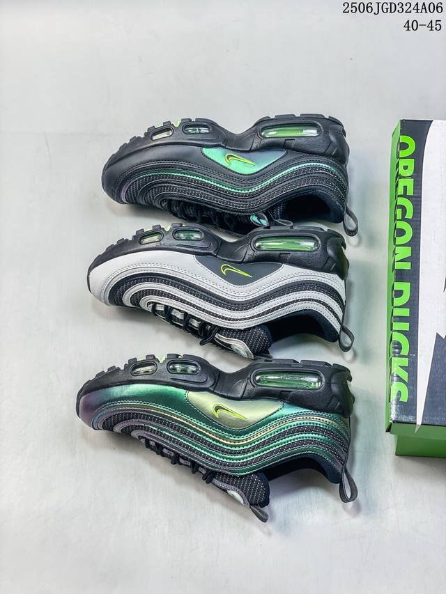 Local core private Division Street X Nike Air Max 95 97 Ducks Of A Feather serie