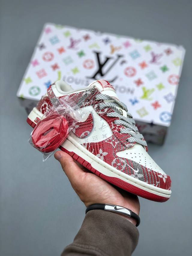 Corporate-level Nike Air Force 1'07 Lv8 Original last and original cardboard to