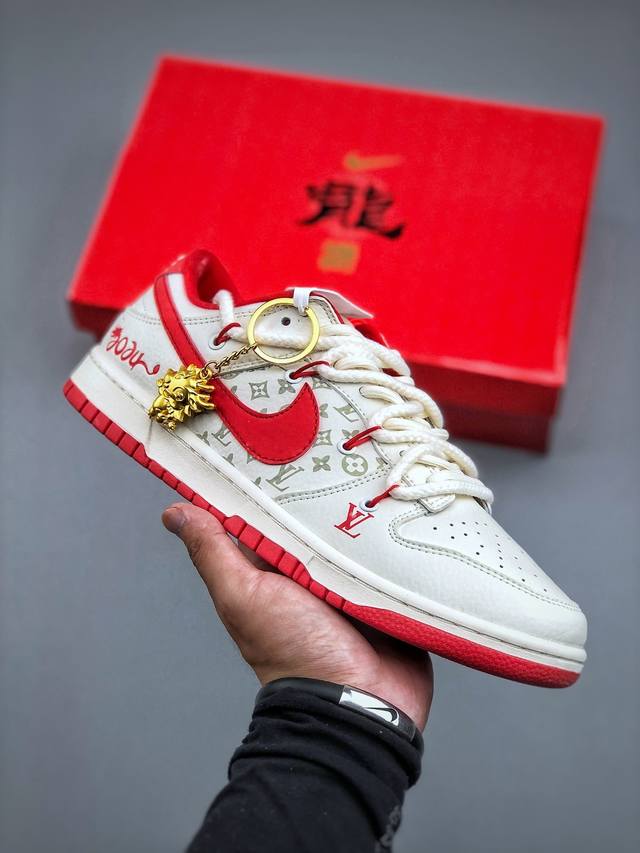 Corporate-level Nike Air Force 1'07 Original last and original cardboard to crea