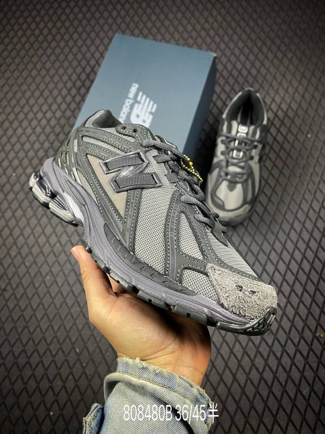 Corporate-level Hoka One One Tor Summit Casual and beautiful low-top running sho