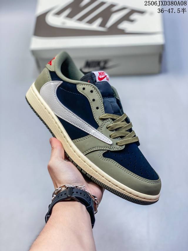 Real label, really hot! Adidas Yeezy Boost 350 V2 classic sports casual shoes 06