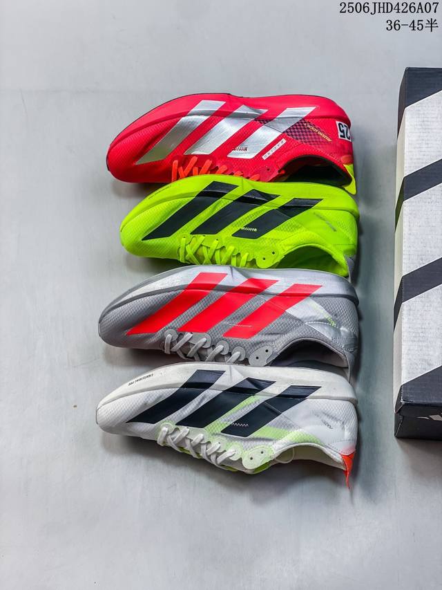 Company level! Adidas Sl 72 Rs new reset version, this retro shoe is presented i