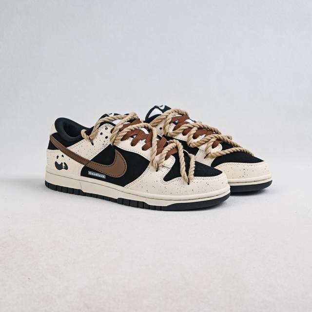 Mlb new slippers shipped Size: as shown Code: K633K0210606