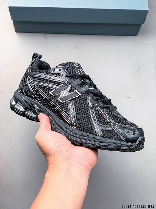 The North Face Cedar Measa series lightweight sock-style slip-on shoes for outdo