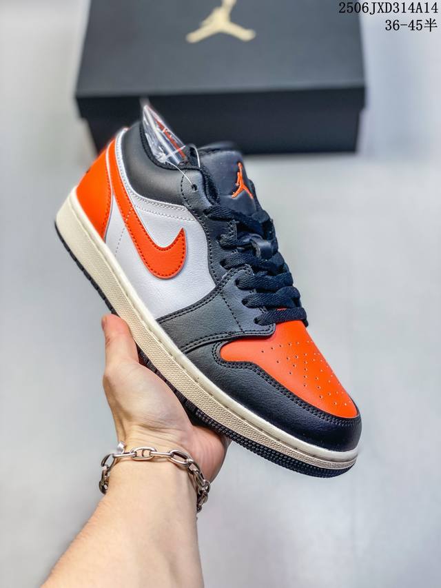 C version Nike Air Jordan 1 X Travis Scott Aj1 inverted hook Joe One inverted ho