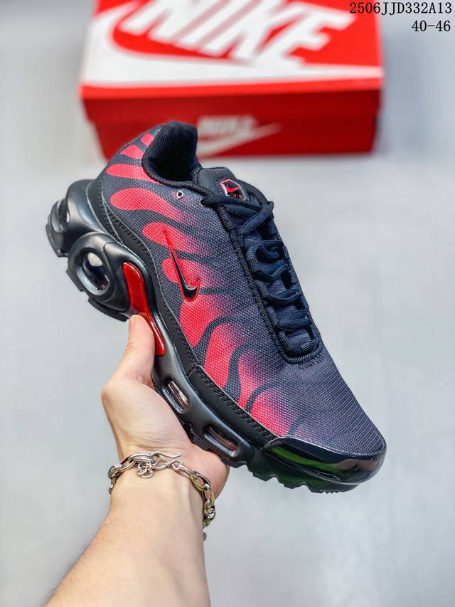 Corporate-level Nike Air Zoom Nike Pegasus Premium Nike's new air cushioned casu