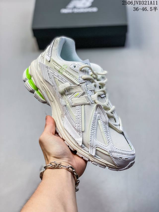 Corporate-level On Cloudrunner 2 Onrun outdoor street functional style emerging