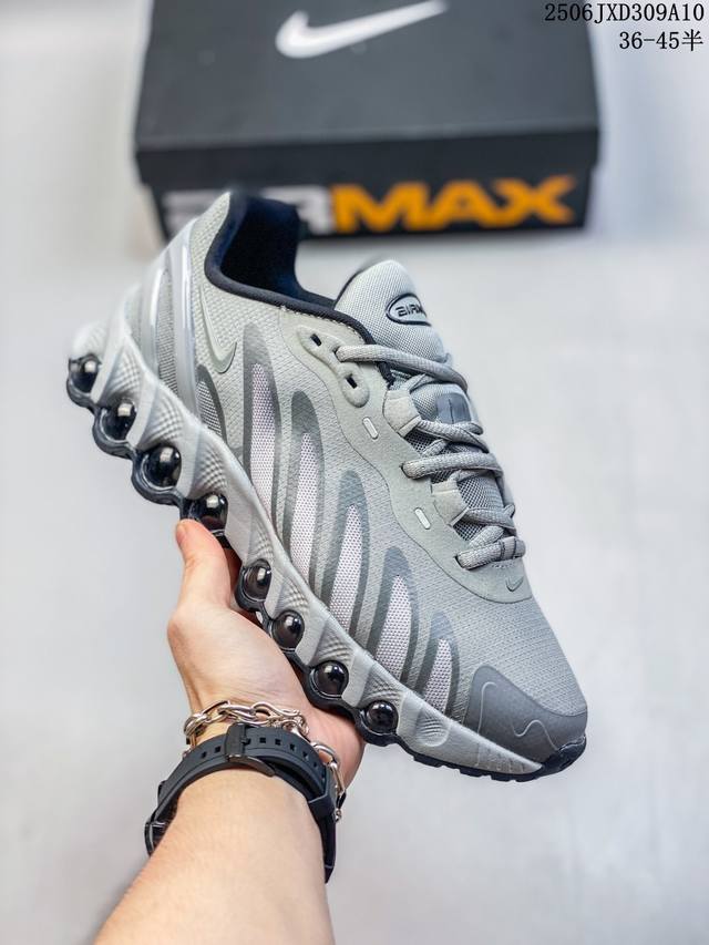 Nike Air Zoom Vomero 18 Moon Landing 18 2025 new shock-absorbing casual running