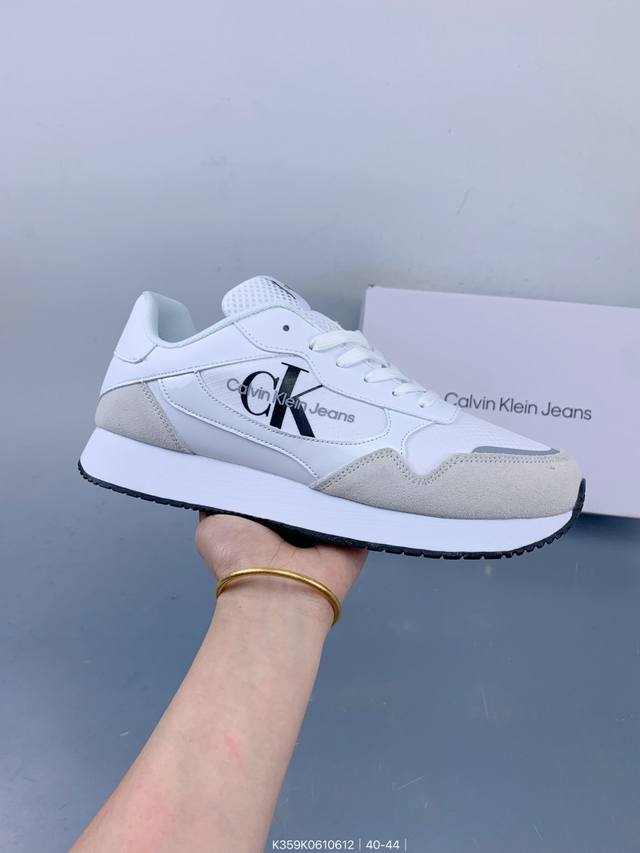 The company's new product release Nike Air Zoom Alphafly Next%3 Proto adopts the