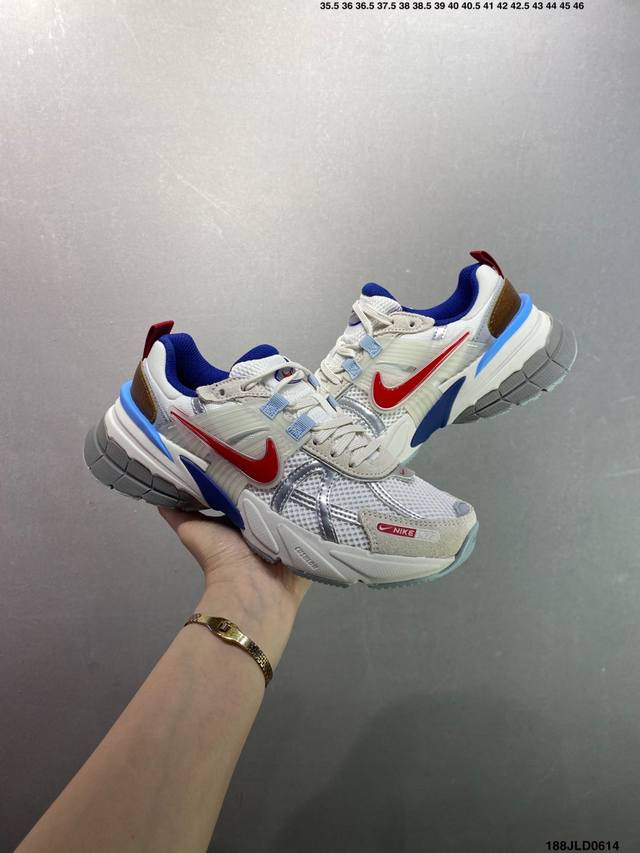 Miumiu 2025 early spring fashion new product, double shoelaces, embodies Miu Miu