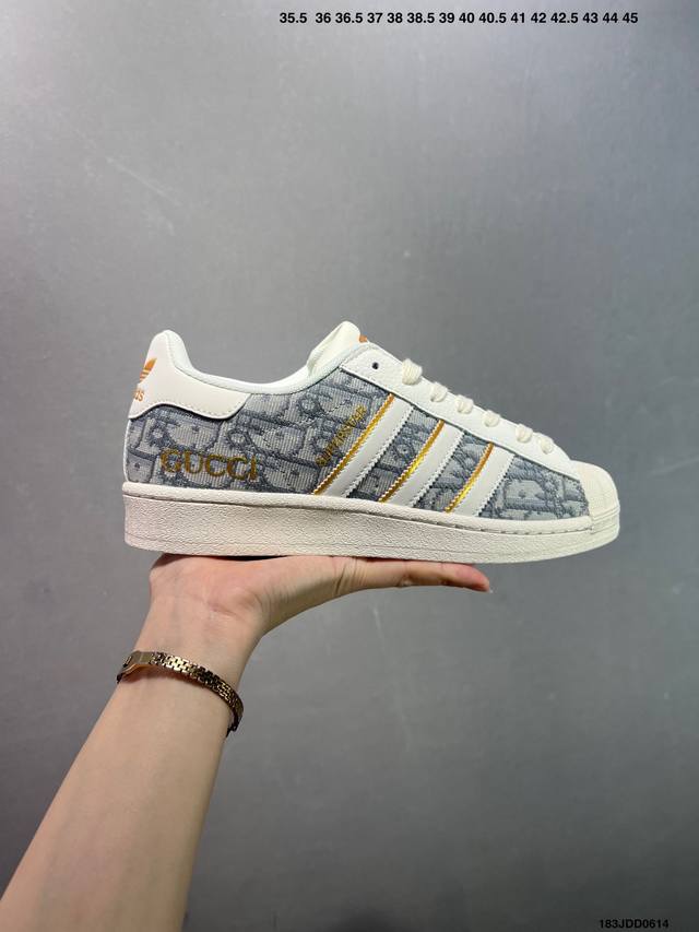 Adidas Ultrabounce new breathable and cushioning running shoes This Adidas runni
