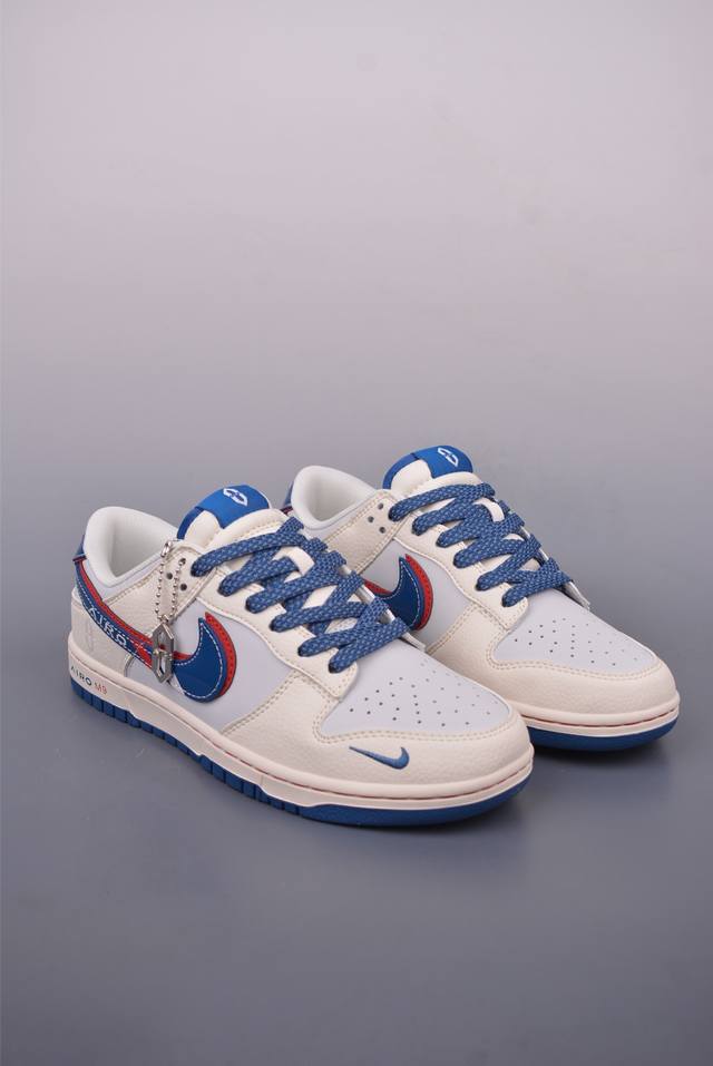 Made of full-grain soft cowhide upper material, lightweight foam rubber sole, di