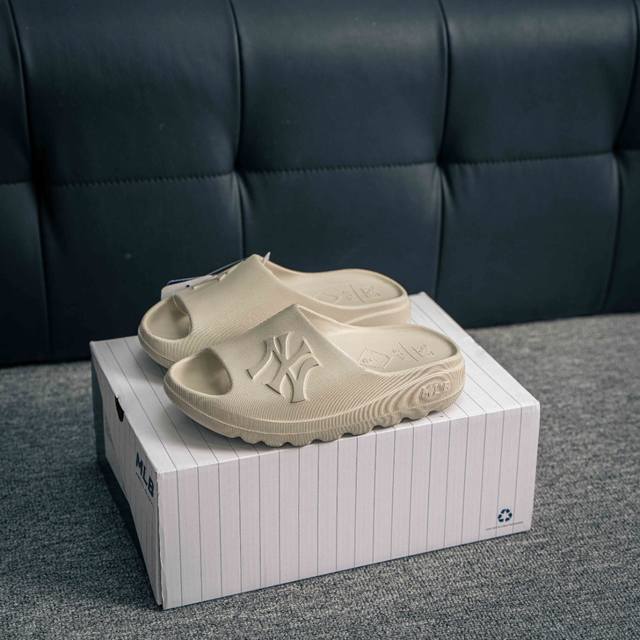 Photo Gallery Adidas Ultra Boost Series Contains Parley Ocean Plastic Eco-Friend