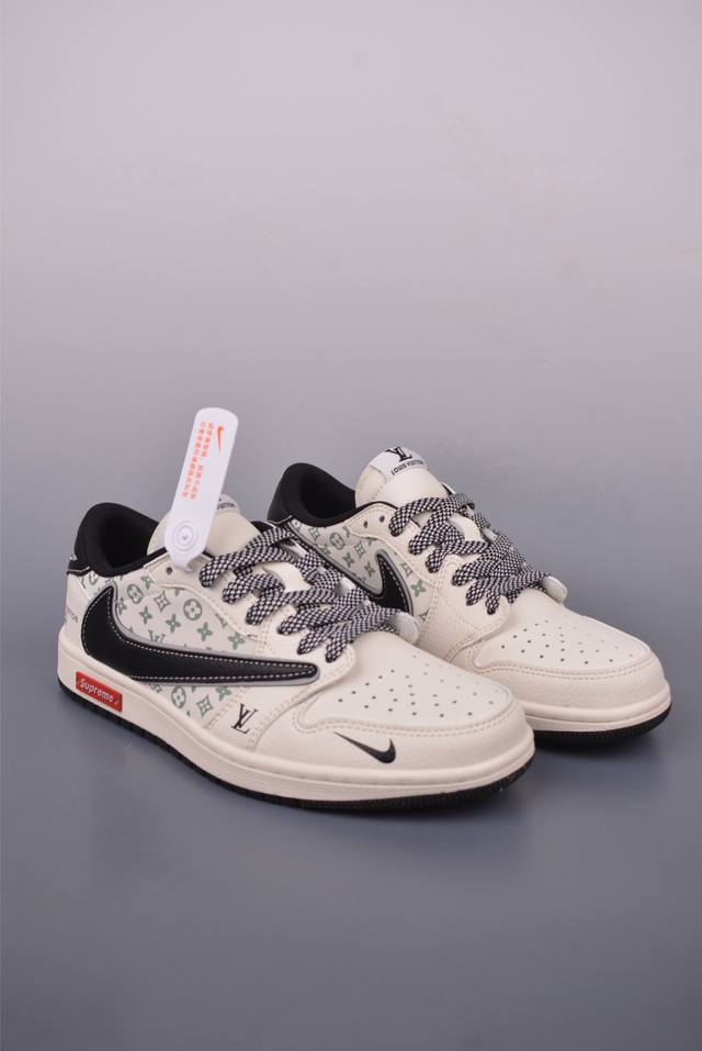 Corporate level! Accessories include dust bag and shoelaces, upgraded thickened