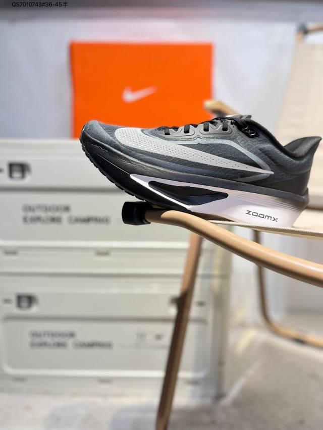 2025 new Run'n mesh flying woven sneakers reinterpret the sports style with eleg