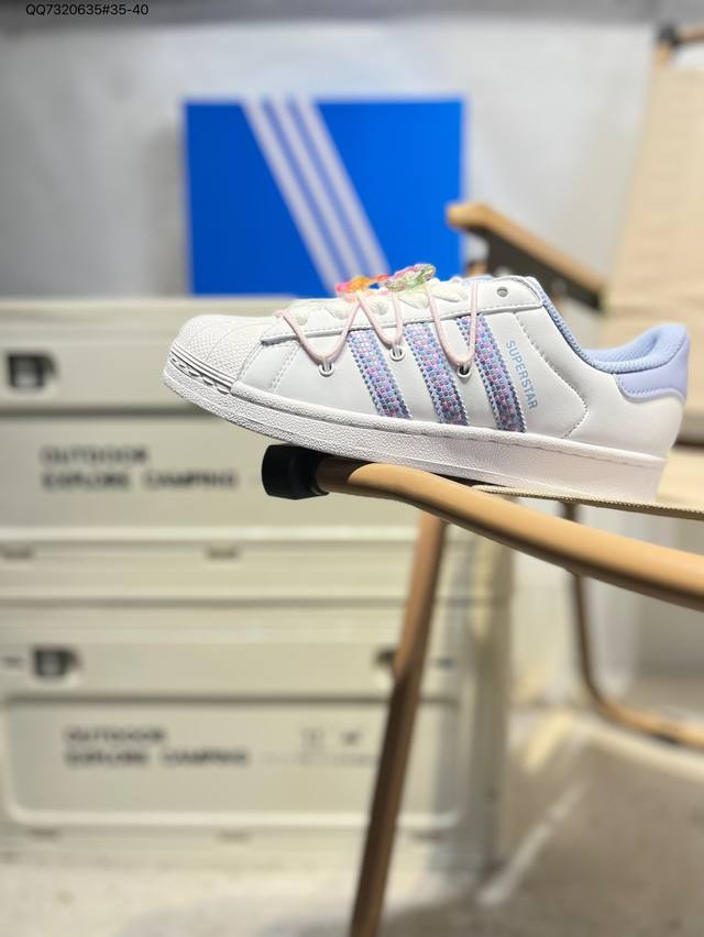 Classic white shoes Bbr This model took 5 months to polish. Only 50 feet of clot